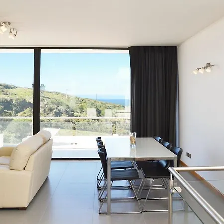ヴィラ Sleeps 7 Pool Air Con Wifi *